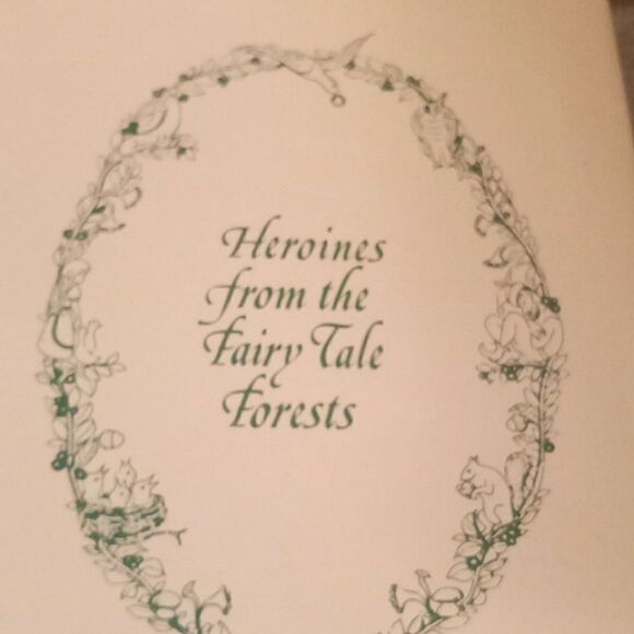 GOLDILOCKS 15" porcelain doll NIB COMPLETE AND ORIGINAL PACKAGING - Picture 8 of 9